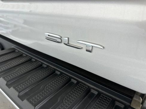 Used 2019 GMC Sierra 1500 SLT w/ SLT Premium Plus Package AWD/4WD image 7