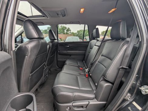 Used 2016 Honda Pilot Touring image 13