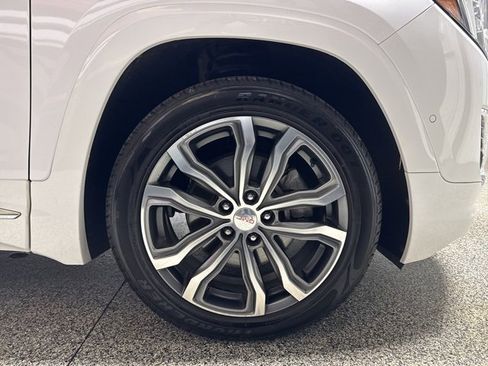 Used 2019 GMC Terrain Denali w/ Advanced Safety Package image 30