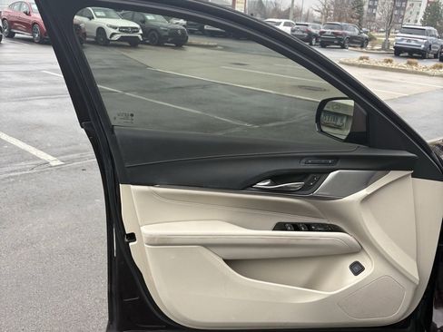 Used 2020 Cadillac CT4 Premium Luxury image 11