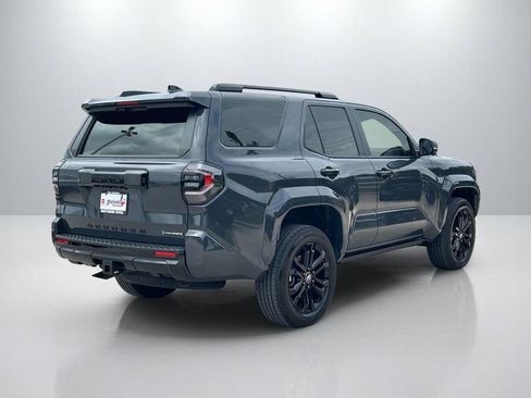 Used 2025 Toyota 4Runner 4WD image 5