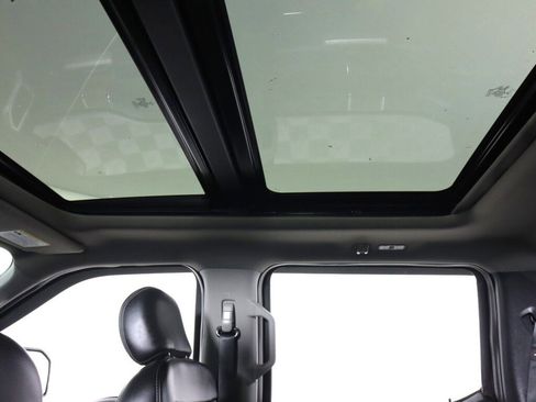 Used 2019 Ford F150 Lariat w/ Equipment Group 502A Luxury image 37