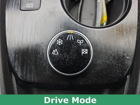 Used 2023 Nissan Rogue S image 16