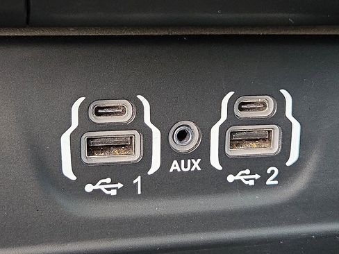 Used 2024 RAM 2500 Big Horn w/ Off Road Package image 17