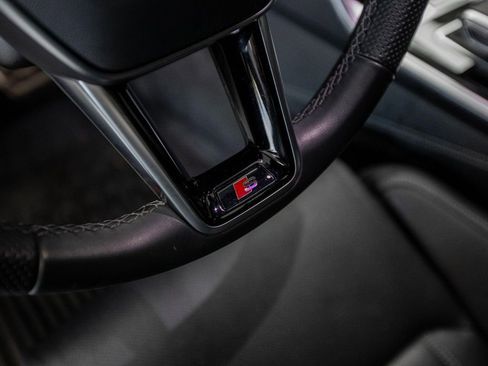 Used 2022 Audi S7 Prestige w/ Prestige Package image 19