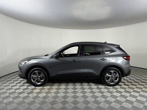 Used 2025 Ford Escape ST-Line image 8