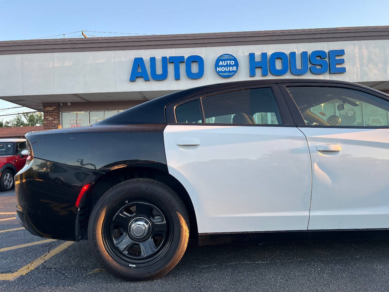 Used 2019 Dodge Charger Police RWD image 37