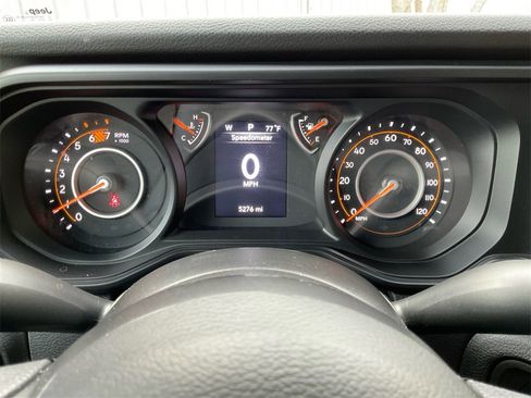Used 2025 Jeep Wrangler Sport image 20