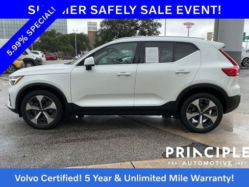 Certified 2023 Volvo XC40 B4 Plus FWD image 9