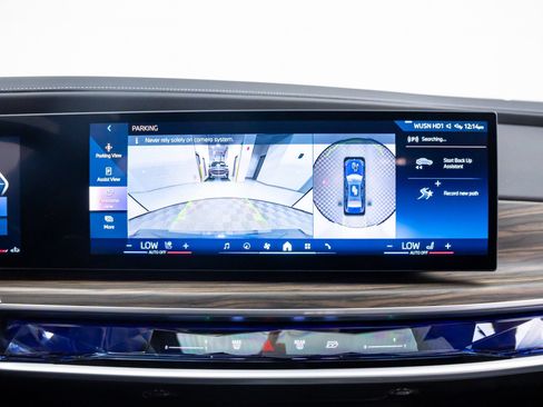 Certified 2023 BMW 760i xDrive AWD/4WD image 26