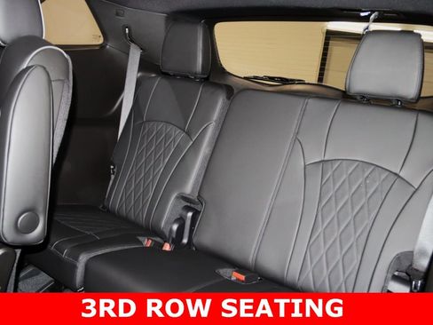 Used 2023 Buick Enclave Avenir w/ Avenir Technology Package image 14