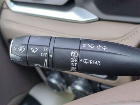 Used 2021 GMC Yukon Denali w/ Denali Ultimate Package image 28