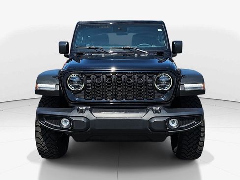 Used 2025 Jeep Wrangler Unlimited Sport AWD/4WD image 8