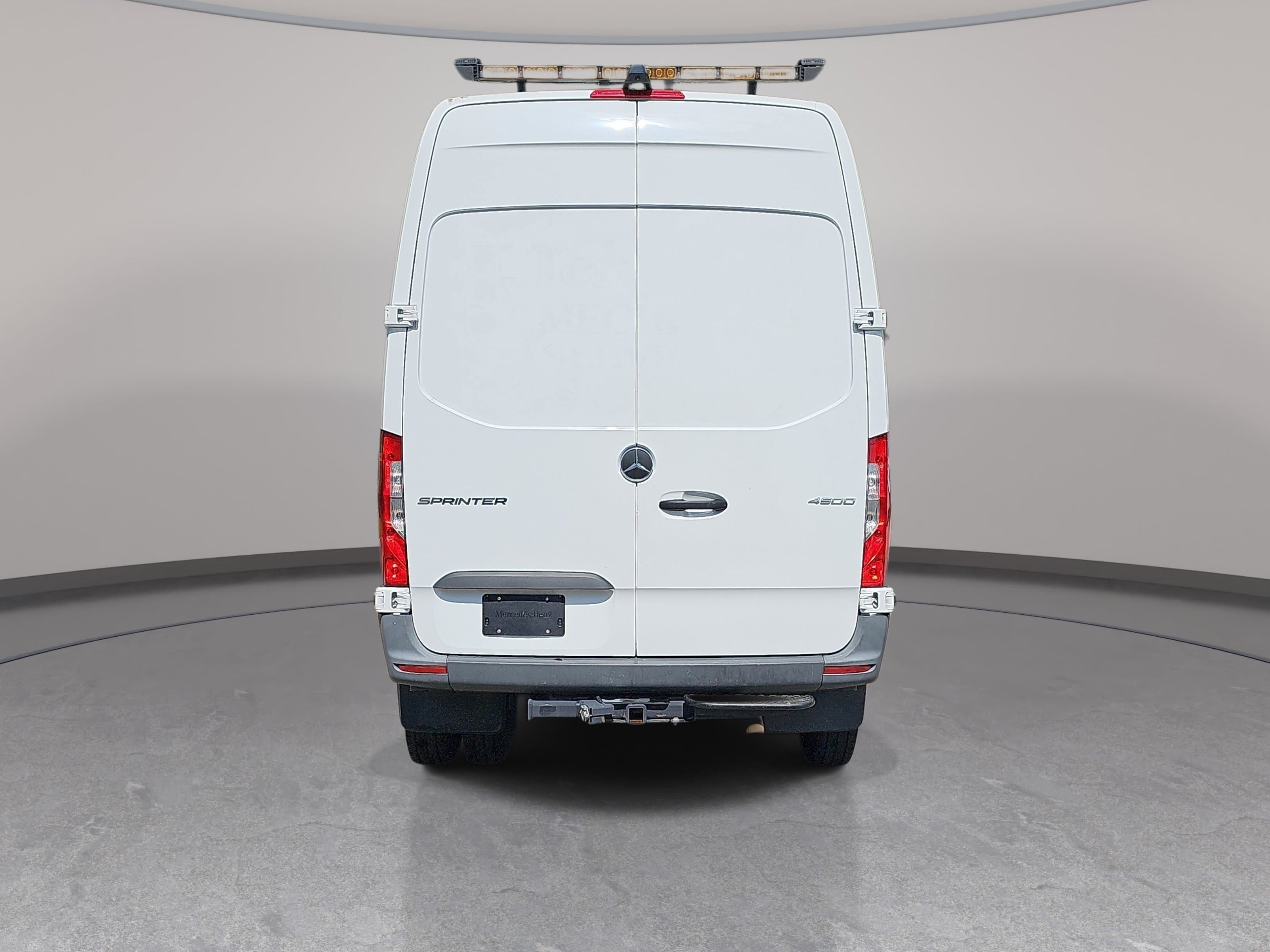 Used 2022 Mercedes-Benz Sprinter 4500 image 6