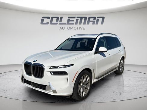 Used 2025 BMW X7 xDrive40i AWD/4WD image 1