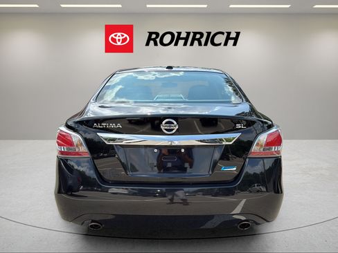 Used 2014 Nissan Altima 2.5 SL w/ Technology Package FWD image 7