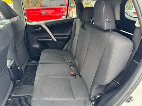 Used 2016 Toyota RAV4 XLE image 25