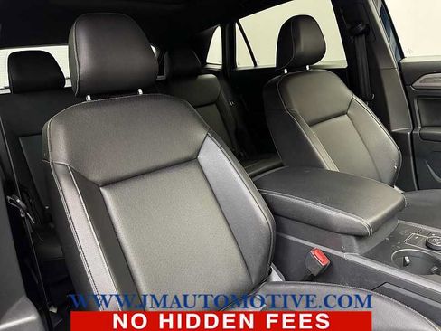 Used 2020 Volkswagen Atlas Cross Sport SE w/ Panoramic Sunroof Package AWD/4WD image 21