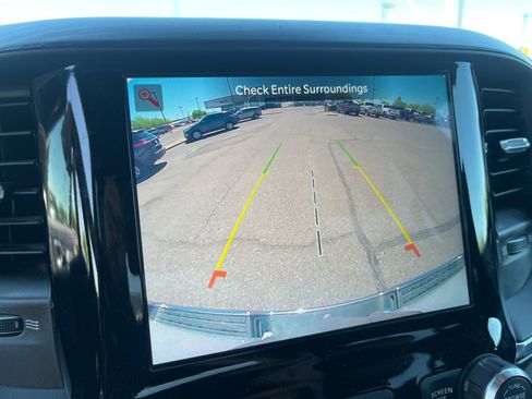 Used 2024 RAM 1500 Laramie image 29