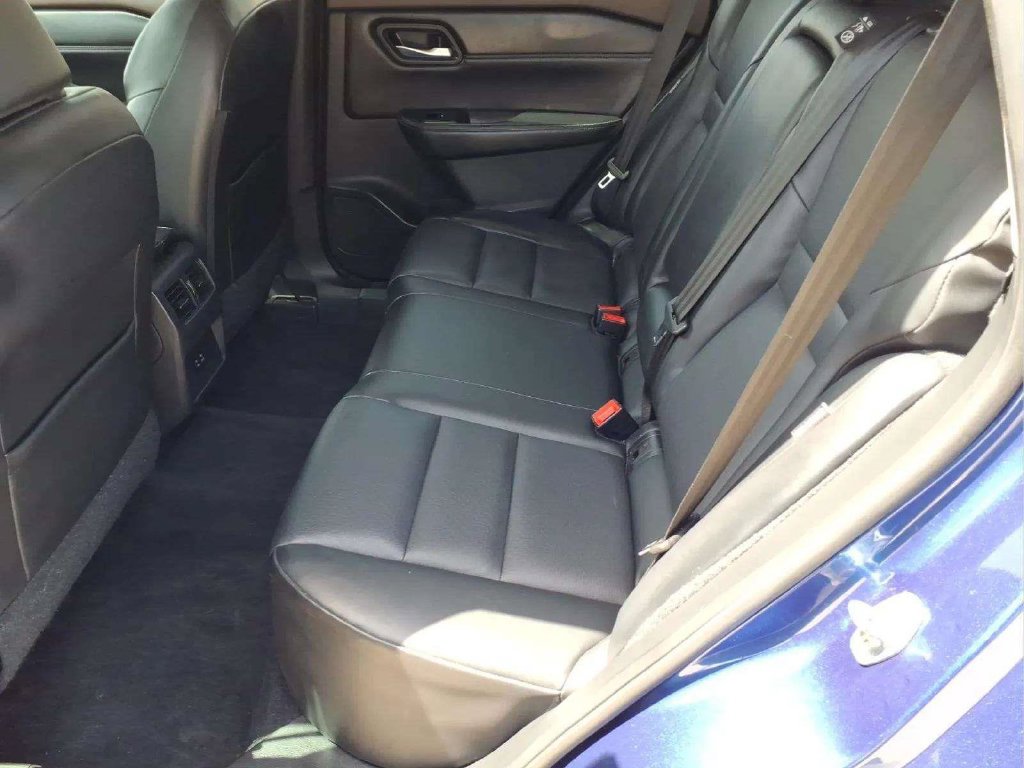 Used 2022 Nissan Rogue SV w/ SV Premium Package FWD image 14