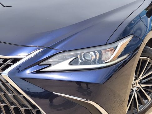 Used 2022 Lexus ES 350 w/ Premium Package FWD image 6