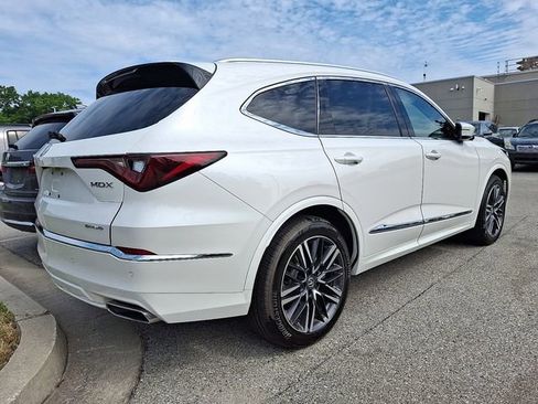 Used 2026 Acura MDX SH-AWD w/ Advance Package image 4