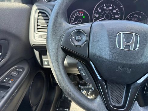 Used 2021 Honda HR-V LX image 21