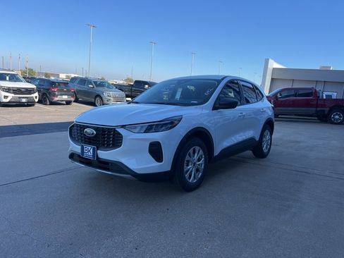 New 2026 Ford Escape Active w/ Tech Pack #1 image 3