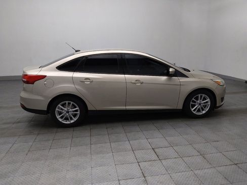 Used 2018 Ford Focus SE FWD image 10