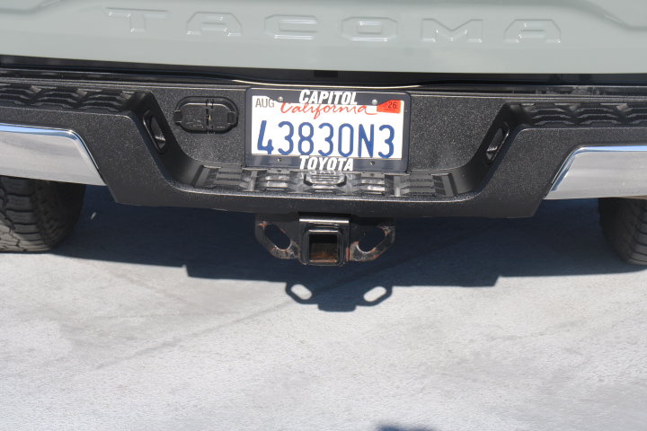 Used 2022 Toyota Tacoma TRD Off-Road AWD/4WD image 5