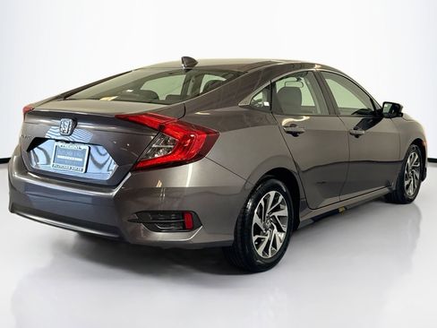 Used 2017 Honda Civic EX image 5