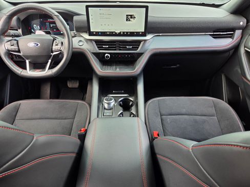 Used 2025 Ford Explorer ST AWD/4WD image 12