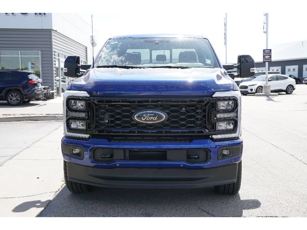 New 2026 Ford F350 Lariat w/ Black Appearance Package AWD/4WD image 2