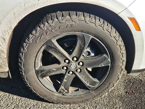 Used 2023 Buick Enclave Essence w/ Experience Buick Package image 7