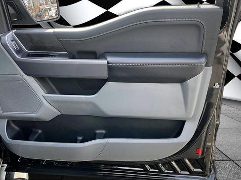 New 2026 Ford F150 XLT w/ XLT Chrome Appearance Package image 28