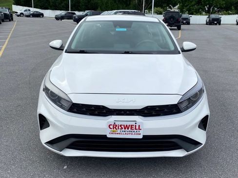 Used 2023 Kia Forte LX FWD image 8
