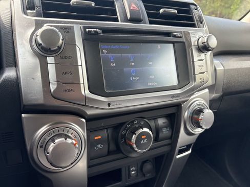 Used 2014 Toyota 4Runner SR5 image 11