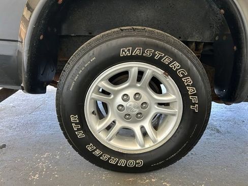 Used 2003 Dodge Dakota SLT RWD image 12