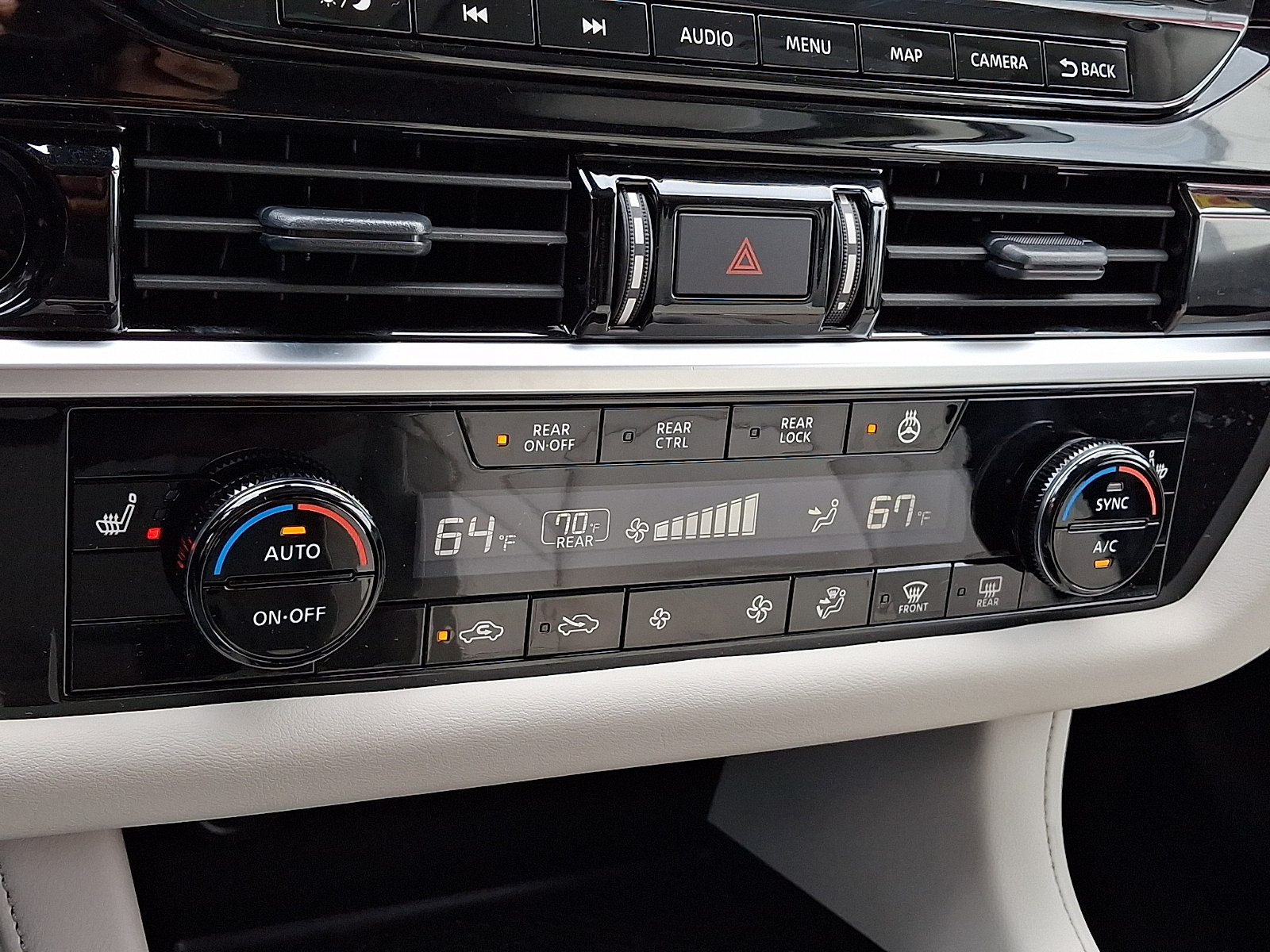 Certified 2025 Nissan Pathfinder SL AWD/4WD image 18