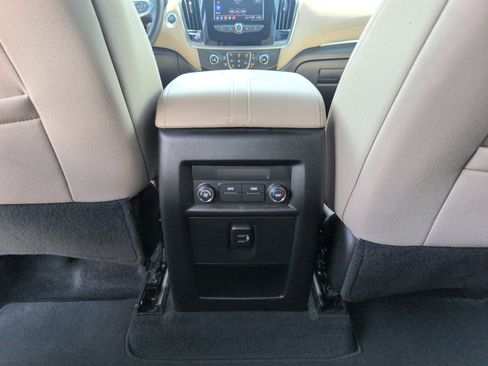 Used 2023 Chevrolet Traverse LS w/ Midnight/Sport Edition FWD image 30