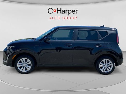 Certified 2023 Kia Soul LX FWD image 6