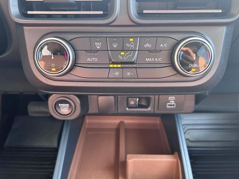 Used 2022 Ford Maverick Lariat w/ Equipment Group 500A Standard image 15