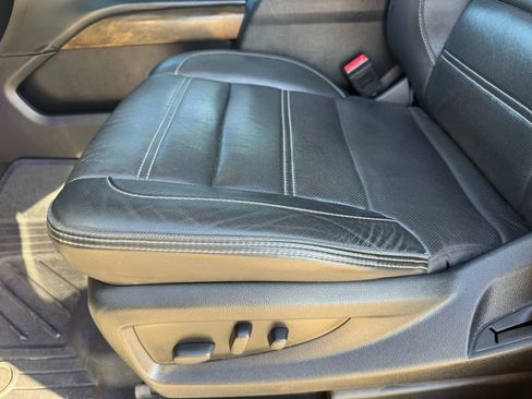 Used 2018 GMC Yukon XL Denali w/ Open Road Package image 25