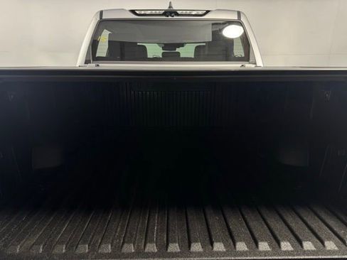 Used 2024 Toyota Tundra Limited image 27