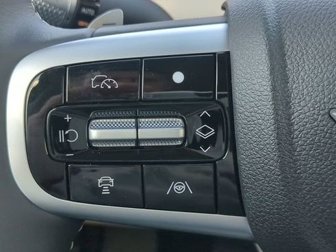 New 2026 Genesis GV70 2.5T Select image 23