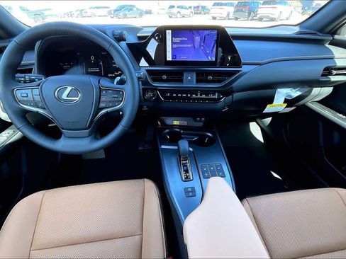 New 2026 Lexus UX 300h FWD image 8