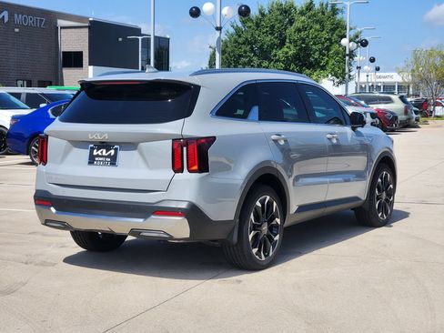 New 2026 Kia Sorento SX FWD image 4