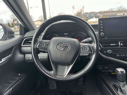 Used 2023 Toyota Camry XSE image 13