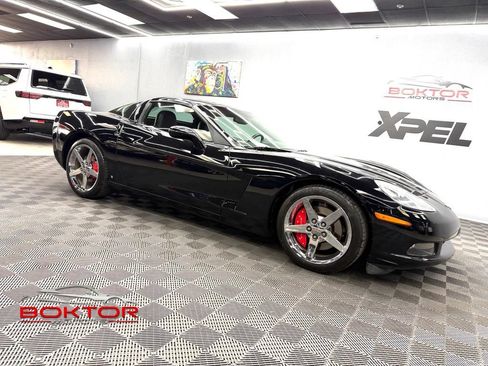 Used 2007 Chevrolet Corvette Coupe w/ Preferred Equipment Group RWD image 1