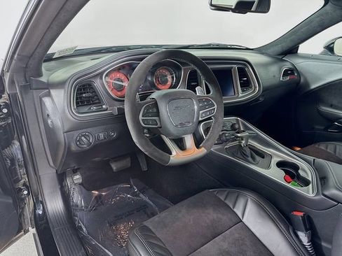 Used 2023 Dodge Challenger SRT Hellcat image 9